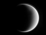 Mění se Titan v periodách na obří sněhovou kouli?