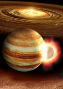 Mladá planeta Jupiter se srazila s protoplanetou 10× hmotnější než Země