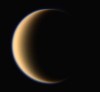 Jak vznikají bouře a jezera na Titanu?
